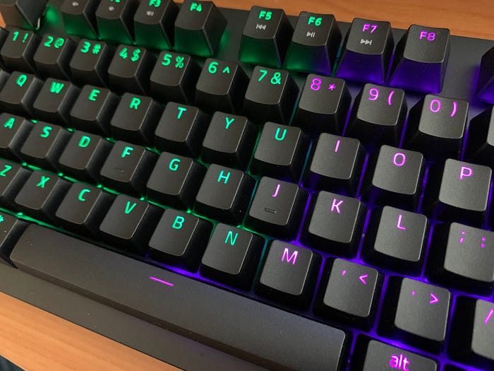 Razer Huntsman V2 TKL unboxing setup